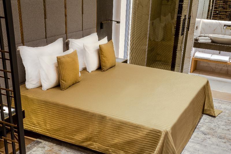 Hotel Broyt 4*