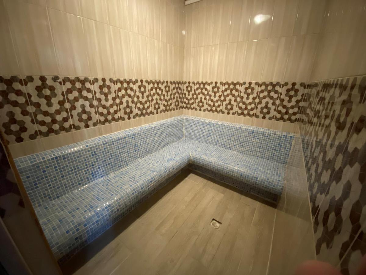Alrazi Hotel 3*