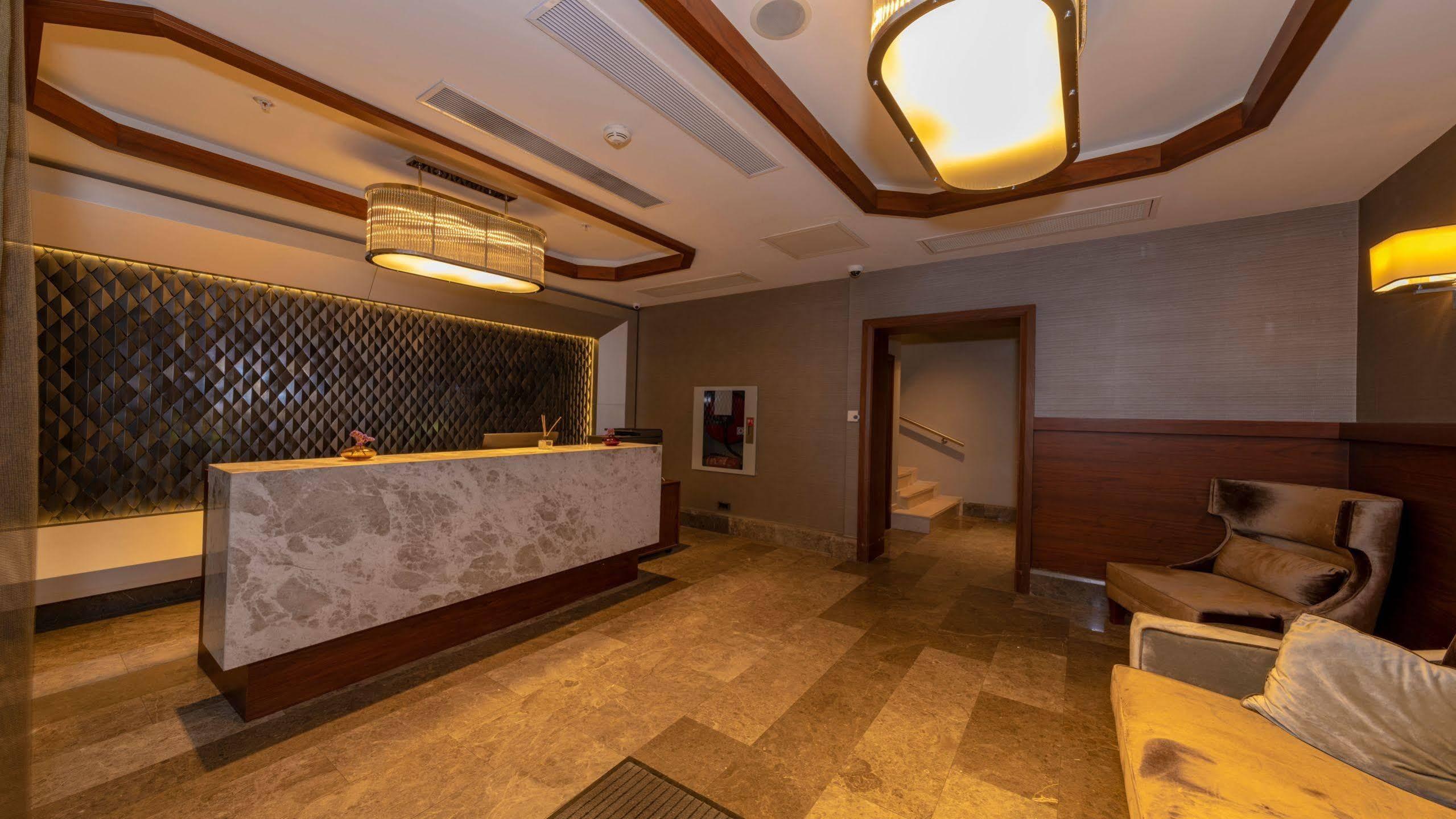 Feri Hotel 2*