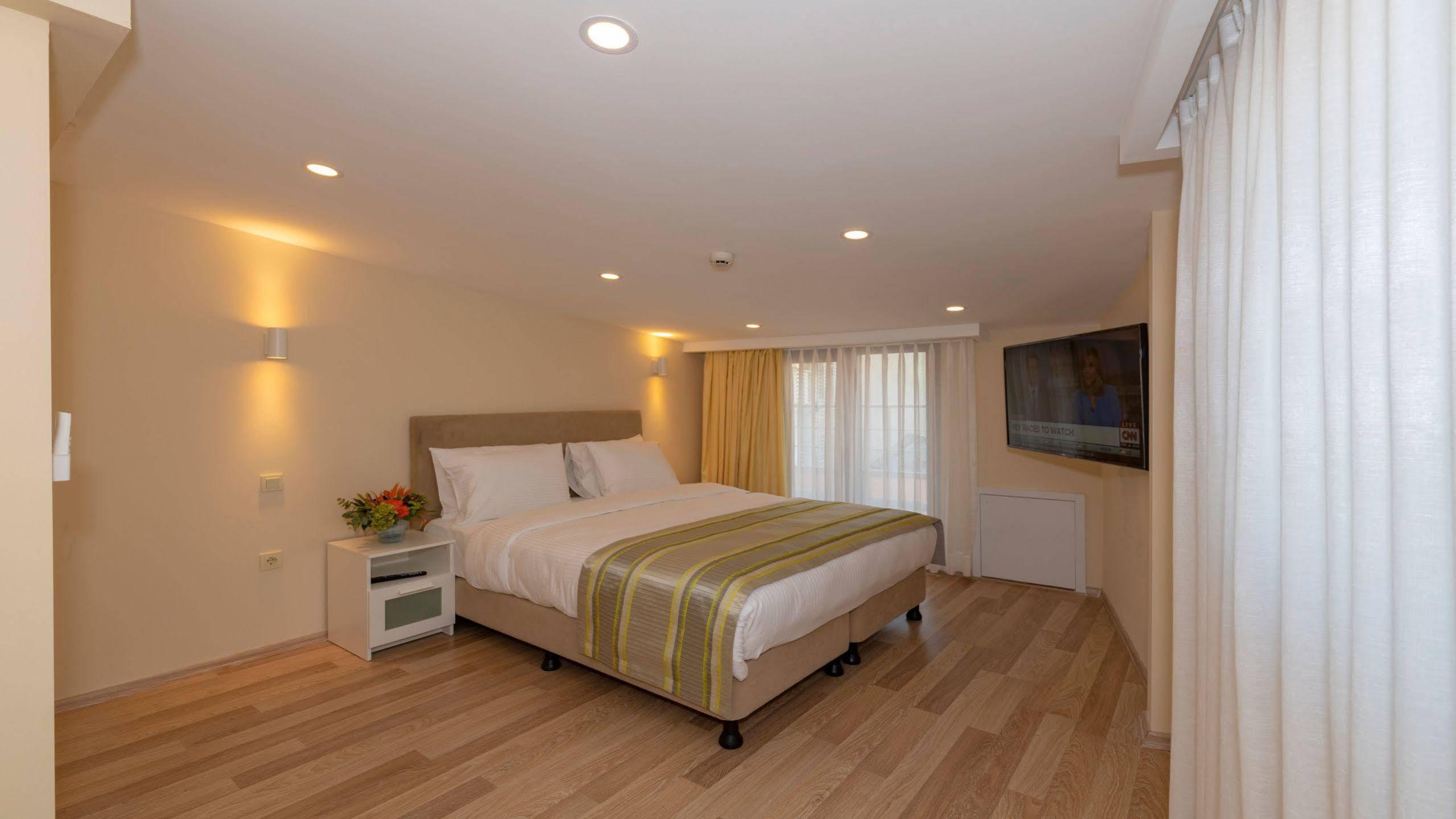 Feri Hotel