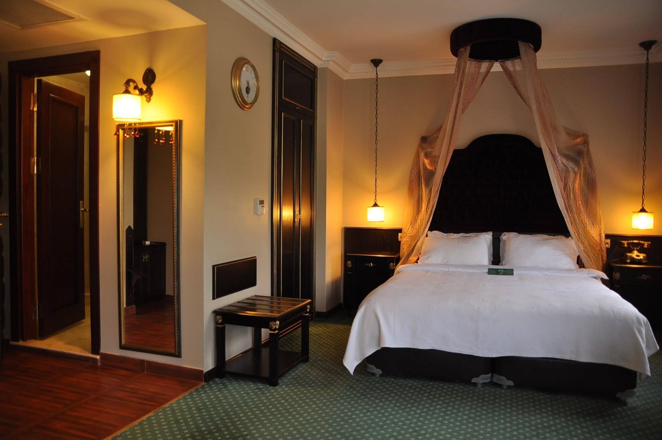 Chatto Hotel