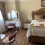 Elisa Hotel