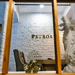 Petros Hotel