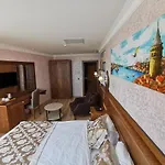 Perapolis Hotel