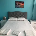 Aurora Aparthotel