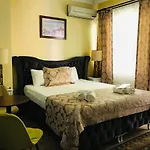 La Mer Boutique Hotel