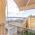 Stylish Apartment With Panaromic View In Besiktas