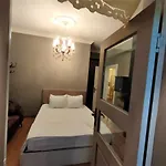 Valide-Maide Hotel
