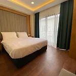 Pege Hotel