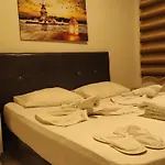 Hotel Kiwi