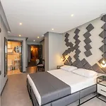 White Palace Hotel