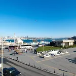 Opulent Suite Bosphorus View