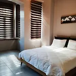 Cozy Big Room Near Taksim R5-Home Design