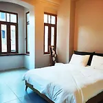 Cozy Big Room Near Taksim R5-Home Design