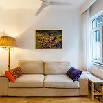 Lovely And Colorful Flat In Cihangir, Beyoglu