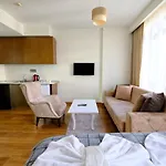 Istanbul Houses Saw Hotel