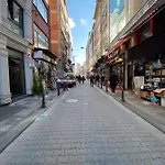 Mina Life Hotel