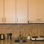 Gen Suites Pera