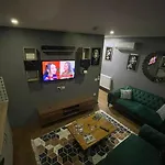 Lara Hotel