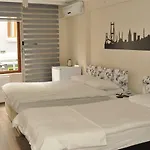 Net House Hotel