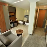 All Inn Hotel