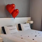 Atasehir Flora Suits