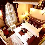 Sultan Tughra Hotel
