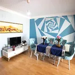 2Br-1Lr Seaview Family Place Next To Center