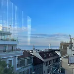 Apex Hotel