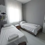 Cute Home In Historical Area 3B