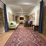 Otantic Place In Sultanahmet