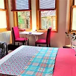 Sweet Home Kadıköy