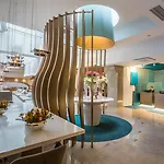 Novotel Istanbul Bosphorus Hotel