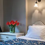 Hotel Sari Konak