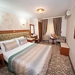 Grand Asiyan Hotel