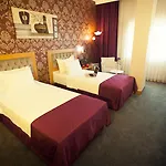 Helikon Business Hotel