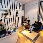 La Pazza Suites