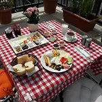 Borancik Suites