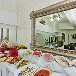 Le Safran Palace Hotel