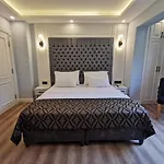 Luxx Garden Hotel