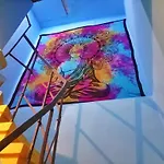 Lola Backpacker\'S Hostel