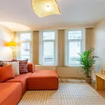 Missafir House With Refreshing Garden In Besiktas