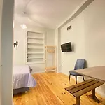 Comfortable Studio Flat In Beyoglu