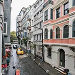 Taksim Devrim House