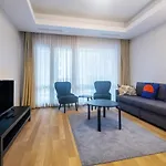 Luxurious Flat With City View In Maslak