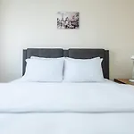 Cozy Flat Near Bagdat Street In Suadiye