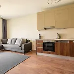 Nef 36 Residence VI