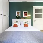 Vibrant Flat With Balcony In Sisli