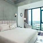 Splendid Residence Flat With City View In Bomonti
