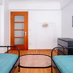 Centrally Located Sleek And Modern Flat In Sisli
